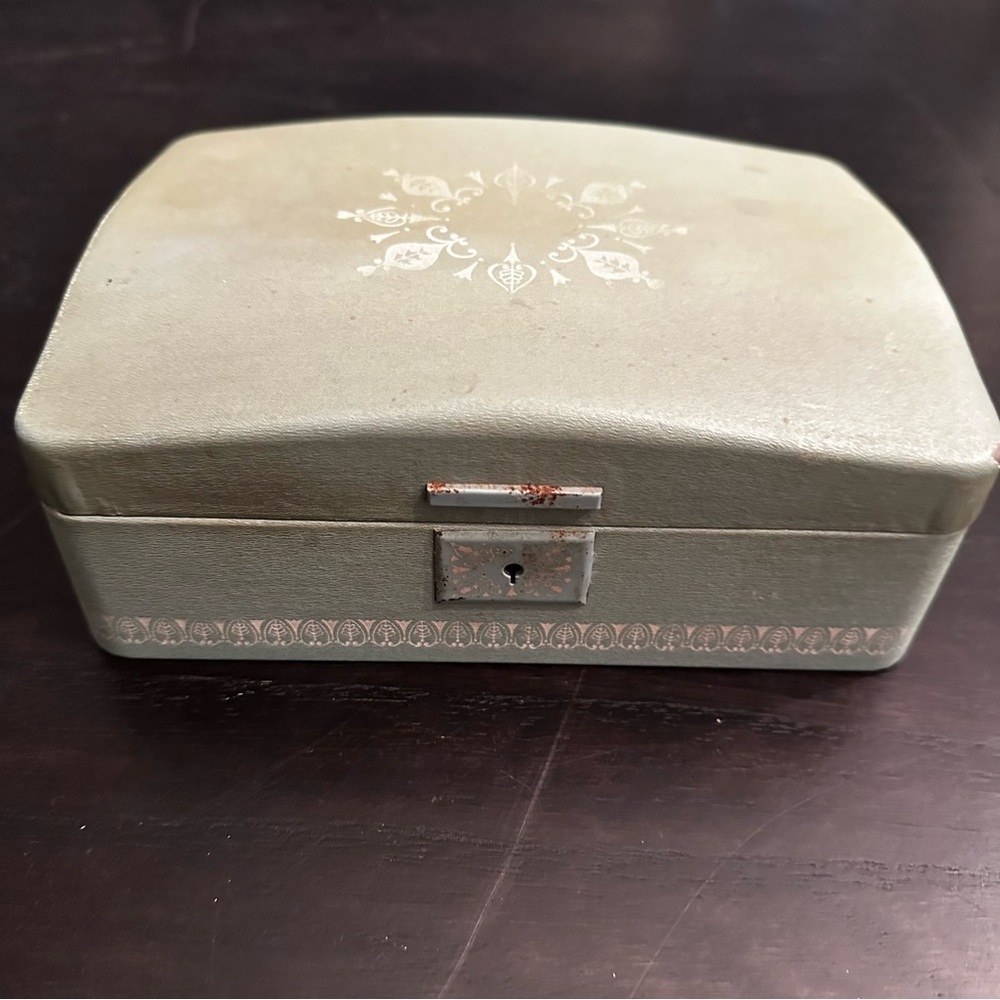 Vintage Jewelry Box Farrington Genuine Texol Blue Velvet Copper Ballerina Lining